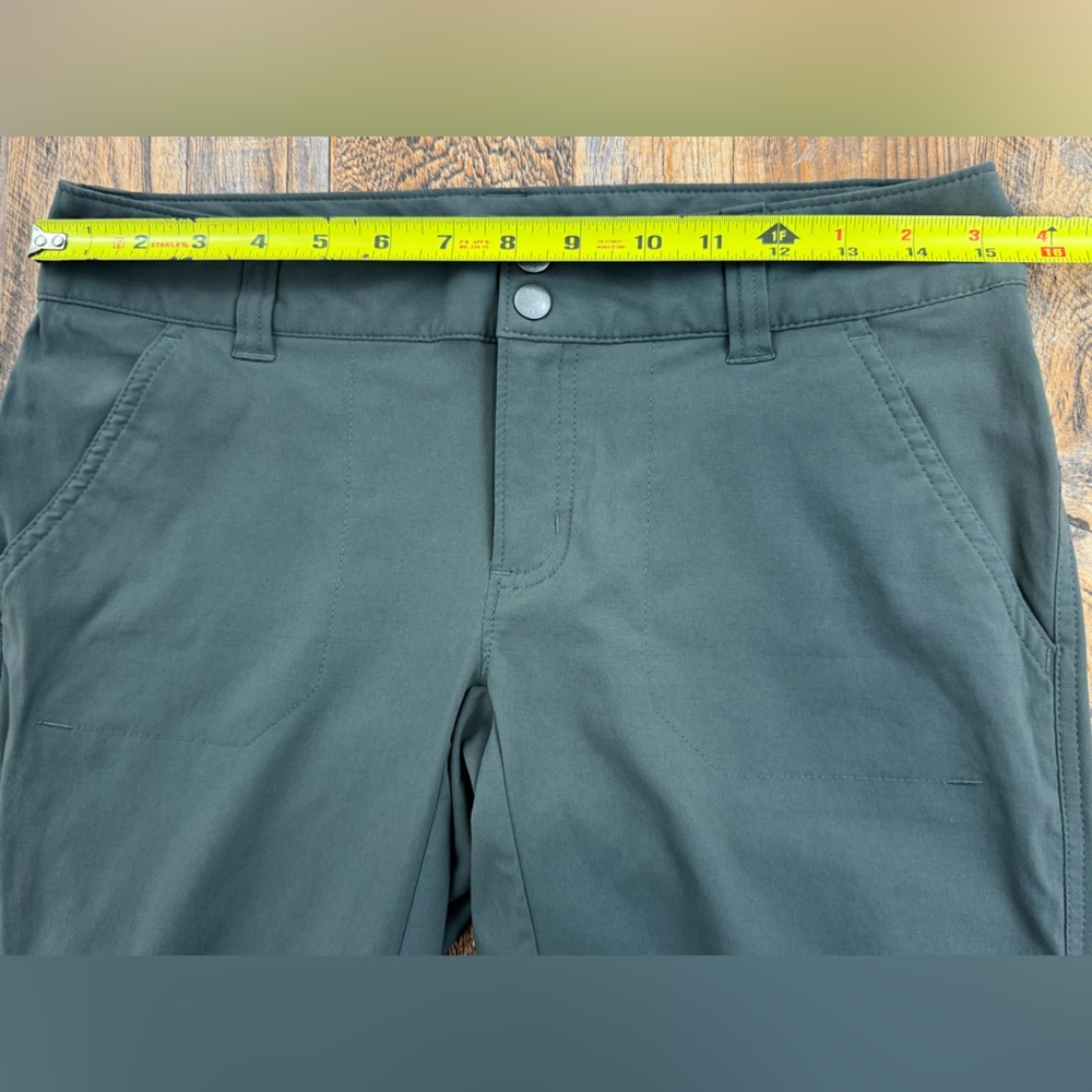 Columbia Women's Omni-Shield Roll Tab, Lightweight Hiking Pants, Size 6 Short - Picture 5 of 15